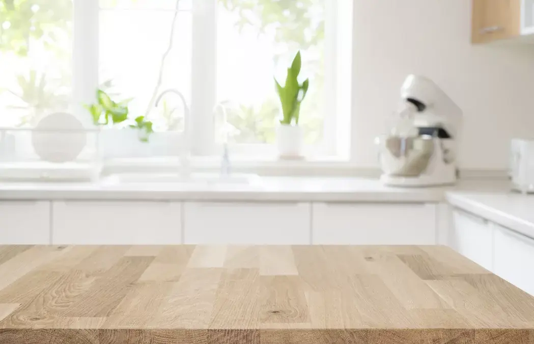 Arbeitsplatten aus Massivholz aus echter Handarbeit